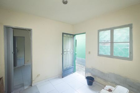 Sala de casa para alugar com 2 quartos, 60m² em Campo Grande, Rio de Janeiro