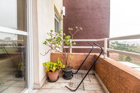 Varanda de apartamento para alugar com 2 quartos, 60m² em Jardim Maria Helena, Barueri