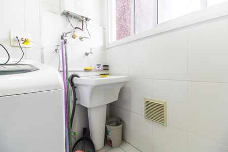 Apartamento para alugar com 60m², 2 quartos e 1 vaga Apartamento para alugar com 60m², 2 quartos e 1 vagaÁrea de Serviço