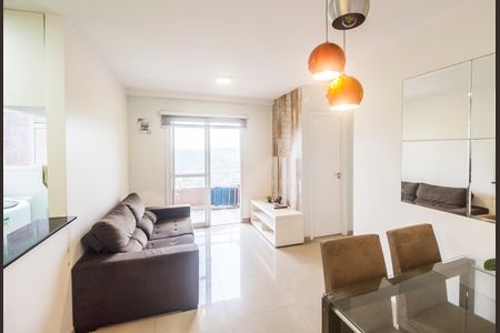 Sala de apartamento para alugar com 2 quartos, 60m² em Jardim Maria Helena, Barueri