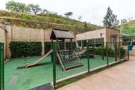Apartamento para alugar com 60m², 2 quartos e 1 vaga Apartamento para alugar com 60m², 2 quartos e 1 vagaÁrea comum - Playground