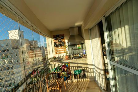 Apartamento à venda com 98m², 3 quartos e 2 vagasVARANDA GOURMET