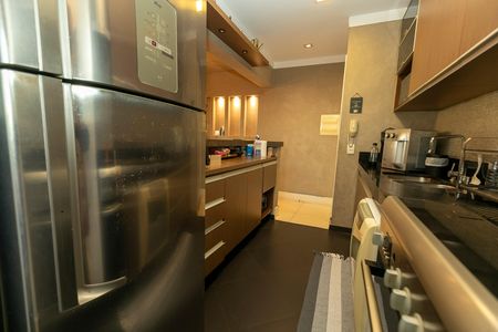 Apartamento à venda com 98m², 3 quartos e 2 vagasCOZINHA