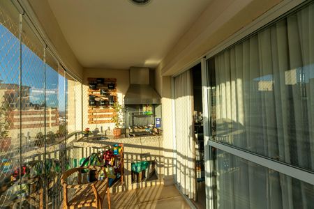 Apartamento à venda com 98m², 3 quartos e 2 vagasVARANDA GOURMET