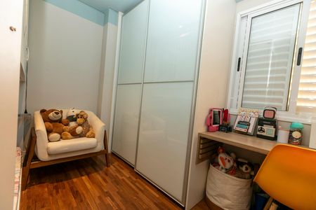 Apartamento à venda com 98m², 3 quartos e 2 vagasQUARTO 3