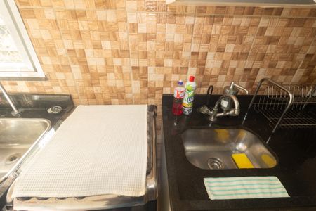 Apartamento para alugar com 50m², 2 quartos e 1 vaga Apartamento para alugar com 50m², 2 quartos e 1 vagaCozinha e Área de Serviço