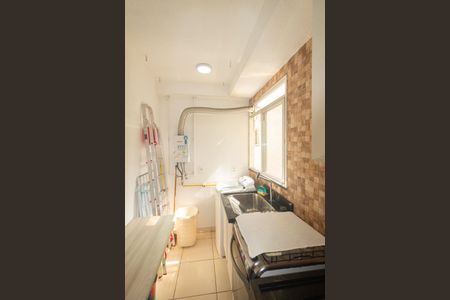 Apartamento para alugar com 50m², 2 quartos e 1 vaga Apartamento para alugar com 50m², 2 quartos e 1 vagaCozinha e Área de Serviço