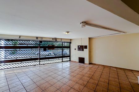 Casa para alugar com 380m², 3 quartos e 2 vagas Casa para alugar com 380m², 3 quartos e 2 vagasGaragem