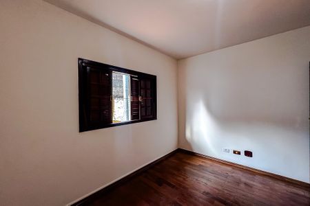 Casa para alugar com 380m², 3 quartos e 2 vagas Casa para alugar com 380m², 3 quartos e 2 vagasQuarto 3