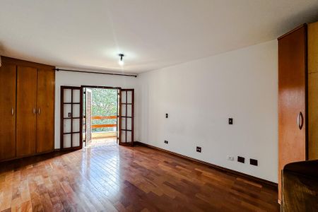 Casa para alugar com 380m², 3 quartos e 2 vagas Casa para alugar com 380m², 3 quartos e 2 vagasQuarto 1 - Suíte