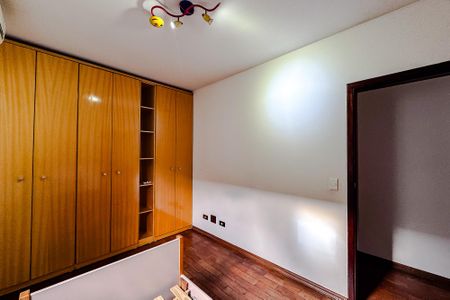 Casa para alugar com 380m², 3 quartos e 2 vagas Casa para alugar com 380m², 3 quartos e 2 vagasQuarto 2