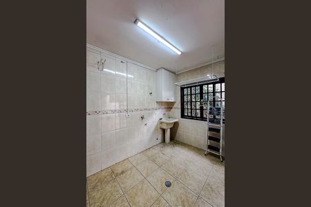 Casa para alugar com 380m², 3 quartos e 2 vagas Casa para alugar com 380m², 3 quartos e 2 vagasÁrea de Serviço