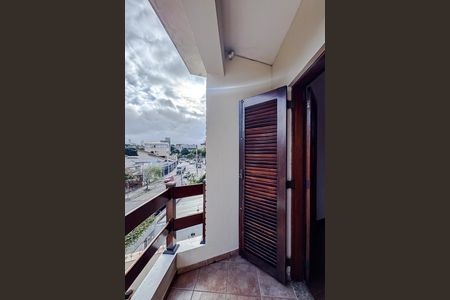Casa para alugar com 380m², 3 quartos e 2 vagas Casa para alugar com 380m², 3 quartos e 2 vagasVaranda da Suíte