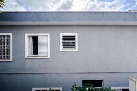 Casa para alugar com 380m², 3 quartos e 2 vagas Casa para alugar com 380m², 3 quartos e 2 vagasVista do Quarto 2