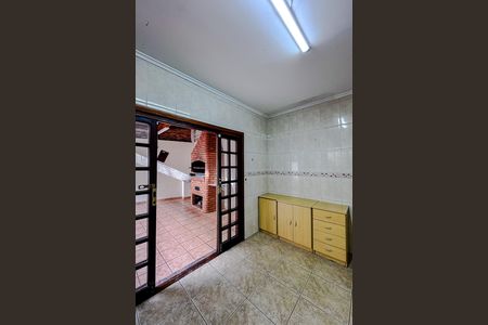 Casa para alugar com 380m², 3 quartos e 2 vagas Casa para alugar com 380m², 3 quartos e 2 vagasÁrea de Serviço