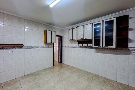 Casa para alugar com 380m², 3 quartos e 2 vagas Casa para alugar com 380m², 3 quartos e 2 vagasCozinha