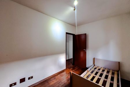 Casa para alugar com 380m², 3 quartos e 2 vagas Casa para alugar com 380m², 3 quartos e 2 vagasQuarto 2