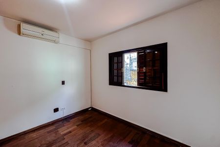 Casa para alugar com 380m², 3 quartos e 2 vagas Casa para alugar com 380m², 3 quartos e 2 vagasQuarto 3