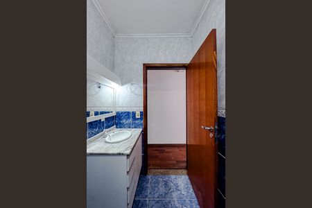 Casa para alugar com 380m², 3 quartos e 2 vagas Casa para alugar com 380m², 3 quartos e 2 vagasBanheiro
