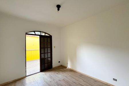Casa para alugar com 100m², 2 quartos e 2 vagasQuarto 1