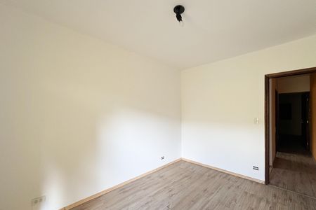 Casa para alugar com 100m², 2 quartos e 2 vagasQuarto 1