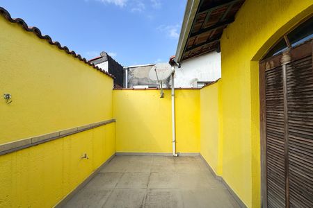 Casa para alugar com 100m², 2 quartos e 2 vagasVaranda - Quarto 1