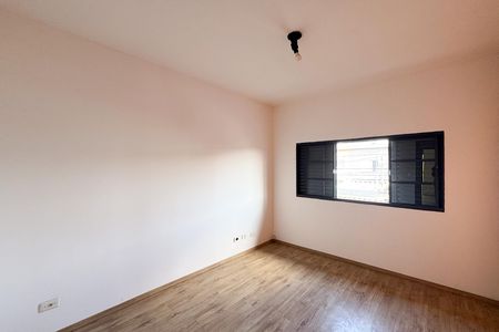 Casa para alugar com 100m², 2 quartos e 2 vagasQuarto 2