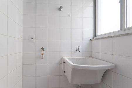 Apartamento à venda com 77m², 2 quartos e 1 vaga Apartamento à venda com 77m², 2 quartos e 1 vagaÁrea de serviço