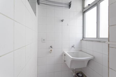 Apartamento à venda com 77m², 2 quartos e 1 vaga Apartamento à venda com 77m², 2 quartos e 1 vagaÁrea de serviço