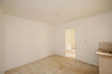 Casa para alugar com 40m², 1 quarto e sem vaga Casa para alugar com 40m², 1 quarto e sem vagaCozinha