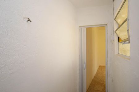 Casa para alugar com 40m², 1 quarto e sem vaga Casa para alugar com 40m², 1 quarto e sem vagaBanheiro