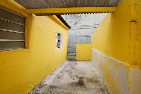 Casa para alugar com 40m², 1 quarto e sem vaga Casa para alugar com 40m², 1 quarto e sem vagaQuintal / Área de Serviço