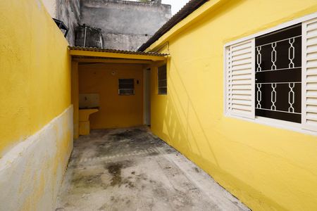 Casa para alugar com 40m², 1 quarto e sem vaga Casa para alugar com 40m², 1 quarto e sem vagaQuintal / Área de Serviço
