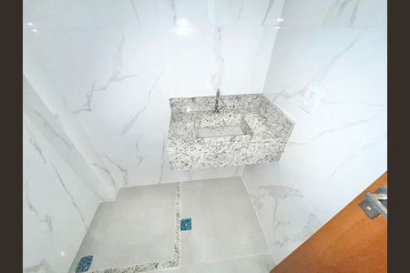 Apartamento à venda com 40m², 2 quartos e sem vagaBanheiro