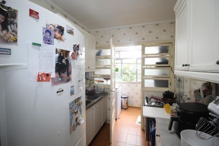 Apartamento à venda com 85m², 2 quartos e sem vagaCozinha