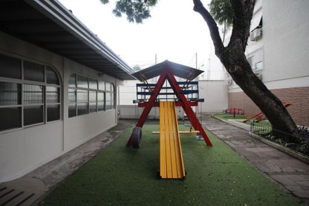 Apartamento à venda com 85m², 2 quartos e sem vagaÁrea comum - Playground