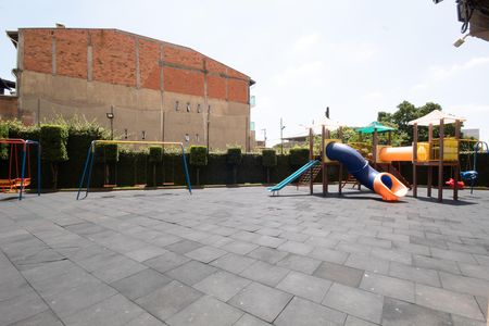 Apartamento à venda com 79m², 3 quartos e 1 vaga Apartamento à venda com 79m², 3 quartos e 1 vagaÁrea comum - Playground