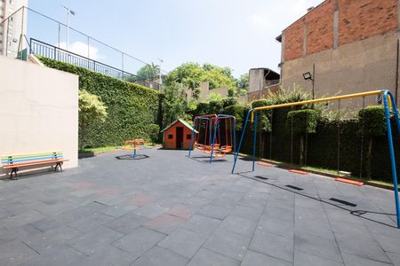 Apartamento à venda com 79m², 3 quartos e 1 vaga Apartamento à venda com 79m², 3 quartos e 1 vagaÁrea comum - Playground