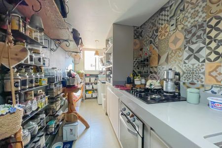 Apartamento à venda com 79m², 3 quartos e 1 vaga Apartamento à venda com 79m², 3 quartos e 1 vagaCozinha e Área de Serviço