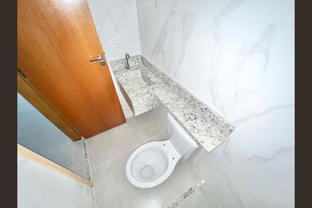 Apartamento à venda com 45m², 2 quartos e 1 vaga Apartamento à venda com 45m², 2 quartos e 1 vagaBanheiro