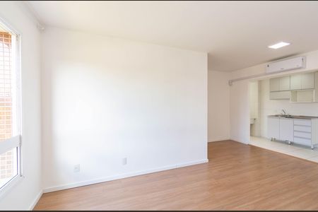 Apartamento para alugar com 76m², 3 quartos e 1 vaga