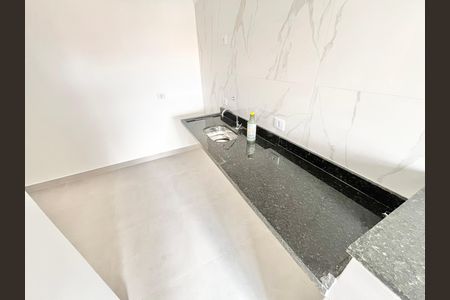 Apartamento à venda com 45m², 2 quartos e 1 vagaCozinha e Área de Serviço