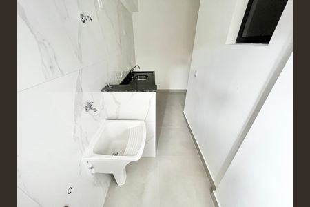 Cozinha e Área de Serviço de apartamento à venda com 2 quartos, 40m² em Vila Paiva, São Paulo