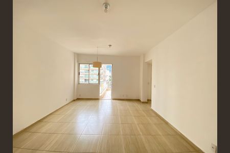 Apartamento para alugar com 105m², 3 quartos e 1 vaga