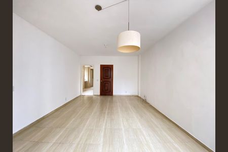 Apartamento para alugar com 105m², 3 quartos e 1 vaga