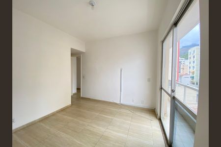 Apartamento para alugar com 105m², 3 quartos e 1 vaga