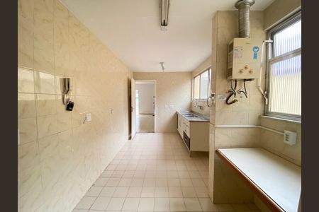 Apartamento para alugar com 105m², 3 quartos e 1 vaga