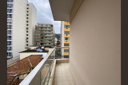 Apartamento para alugar com 105m², 3 quartos e 1 vaga