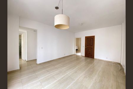 Apartamento para alugar com 105m², 3 quartos e 1 vaga