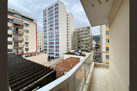 Apartamento para alugar com 105m², 3 quartos e 1 vaga